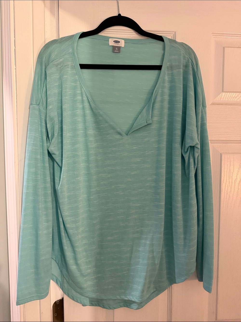 Old Navy Light Aqua V-Neck Long Sleeve Top - Women